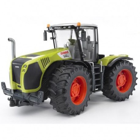 BRUDER TRATTORE CLAAS XERION 5000 -